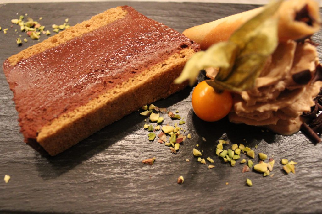 terrina di cioccolato con spuma al caffè