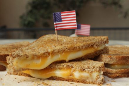 toast al formaggio americani