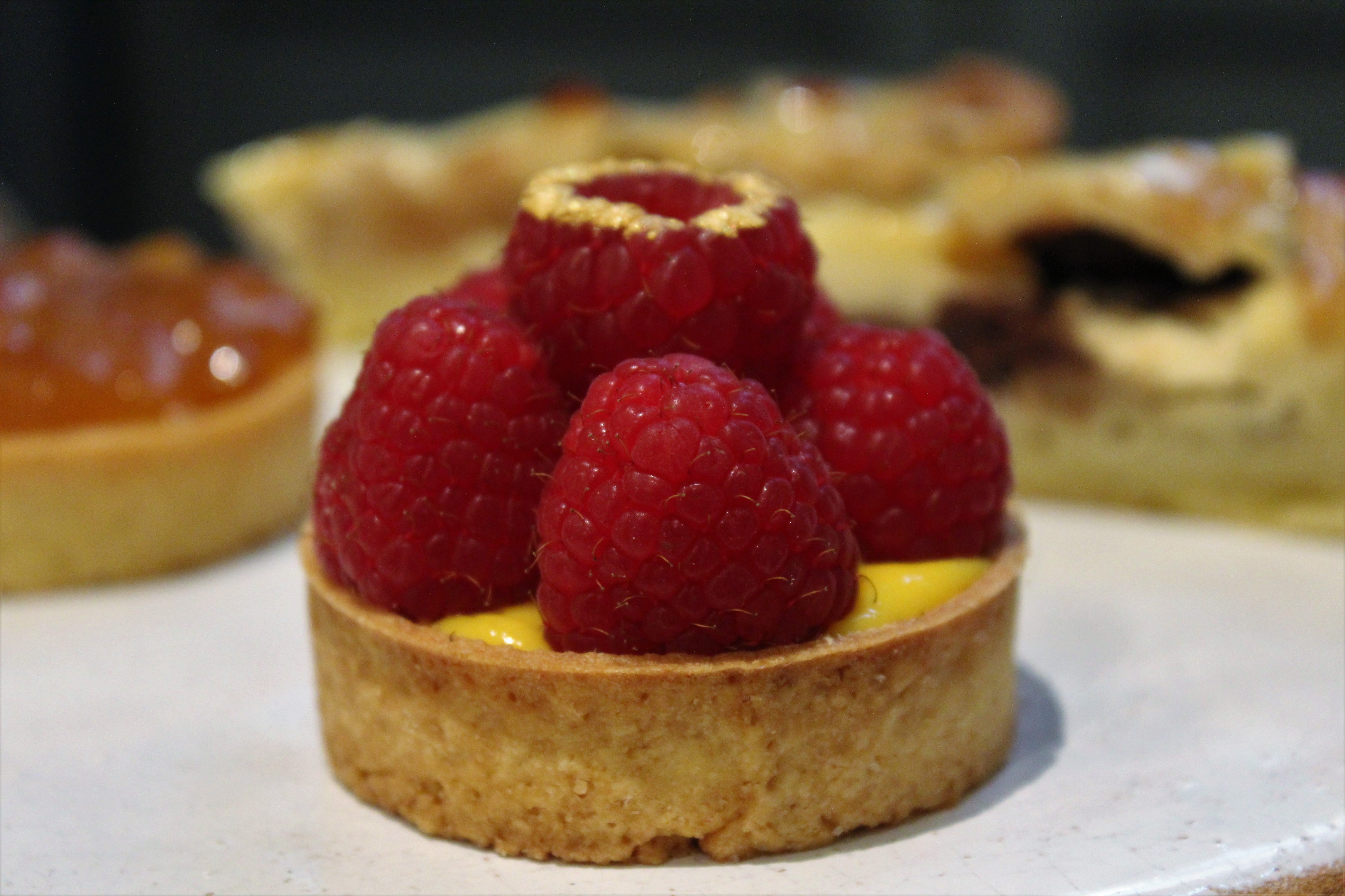 tartelletta ai lamponi e crema pasticcera