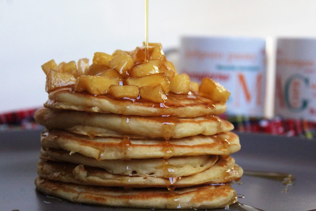 Pancakes senza uova alle mele