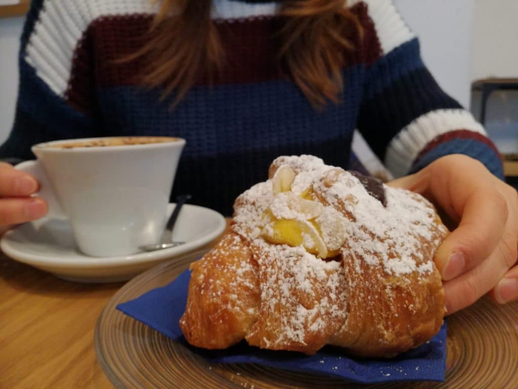 brioche con doppia crema da malia