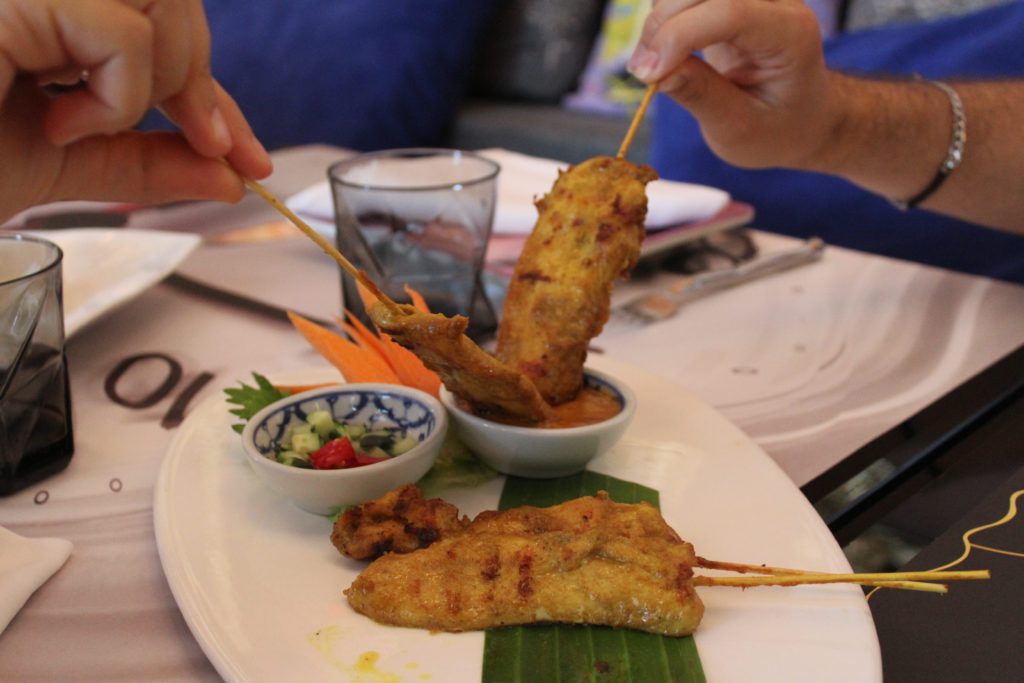 spiedini di pollo satay
