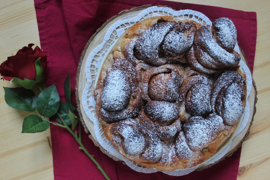 torta di rose ai lamponi