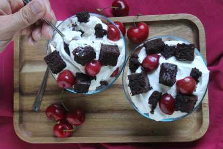 trifle alle ciliegie e brownies