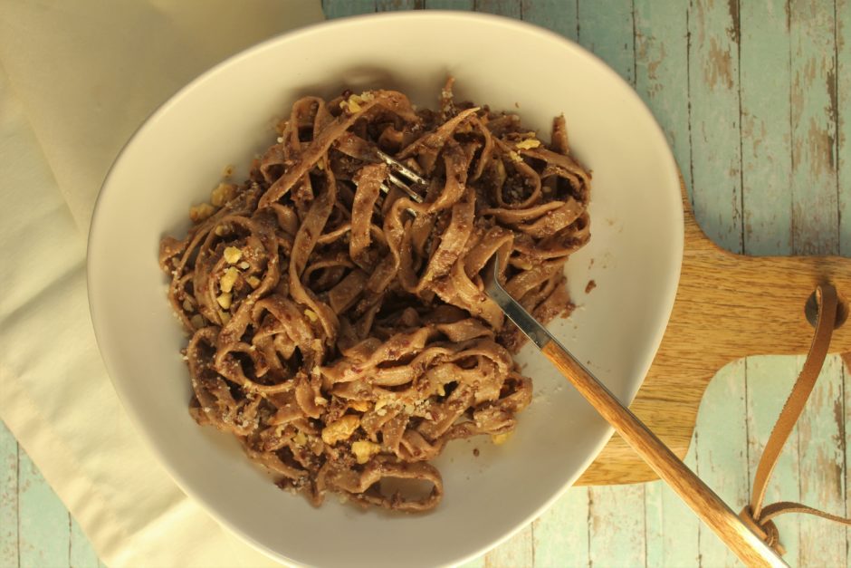 tagliatelle al pesto di radicchio