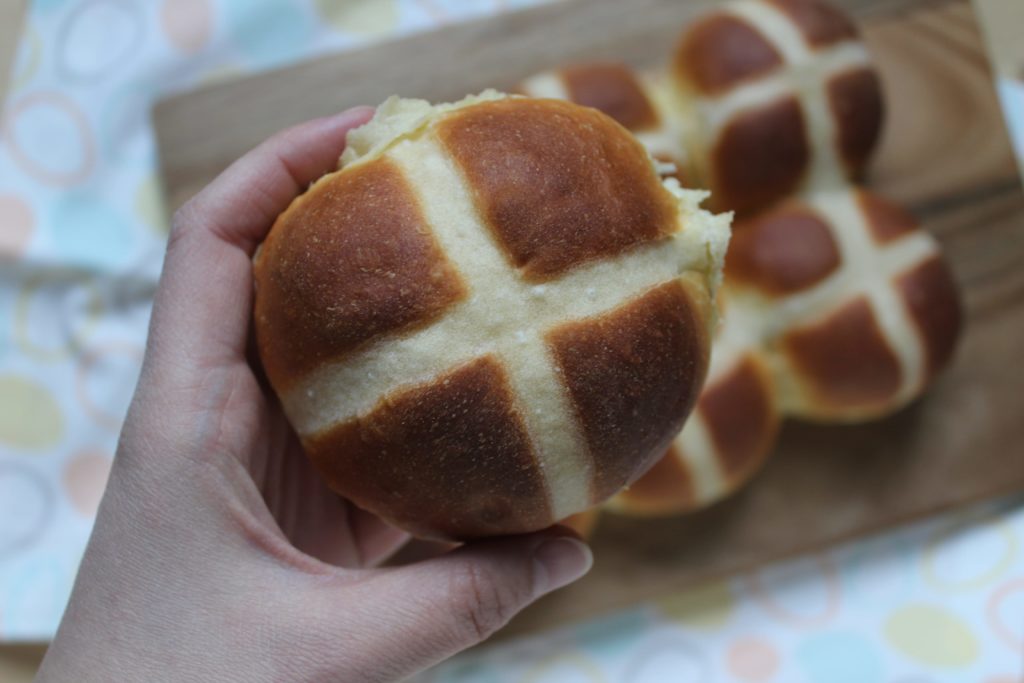 come fare gli hot cross buns molto soffici