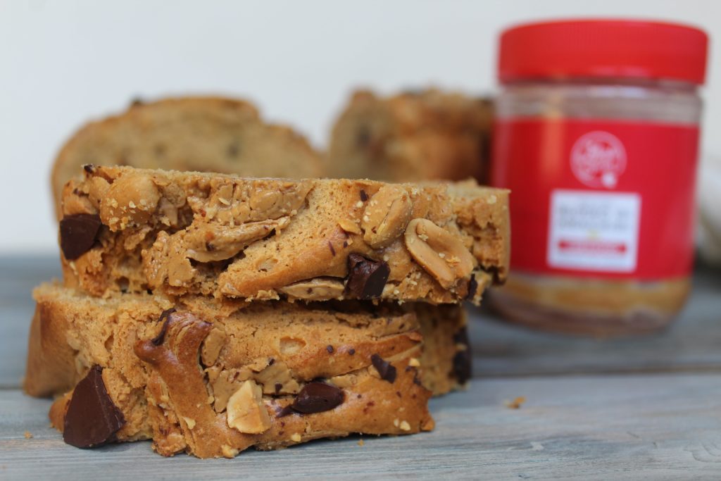 fette di plumcake al burro di arachidi