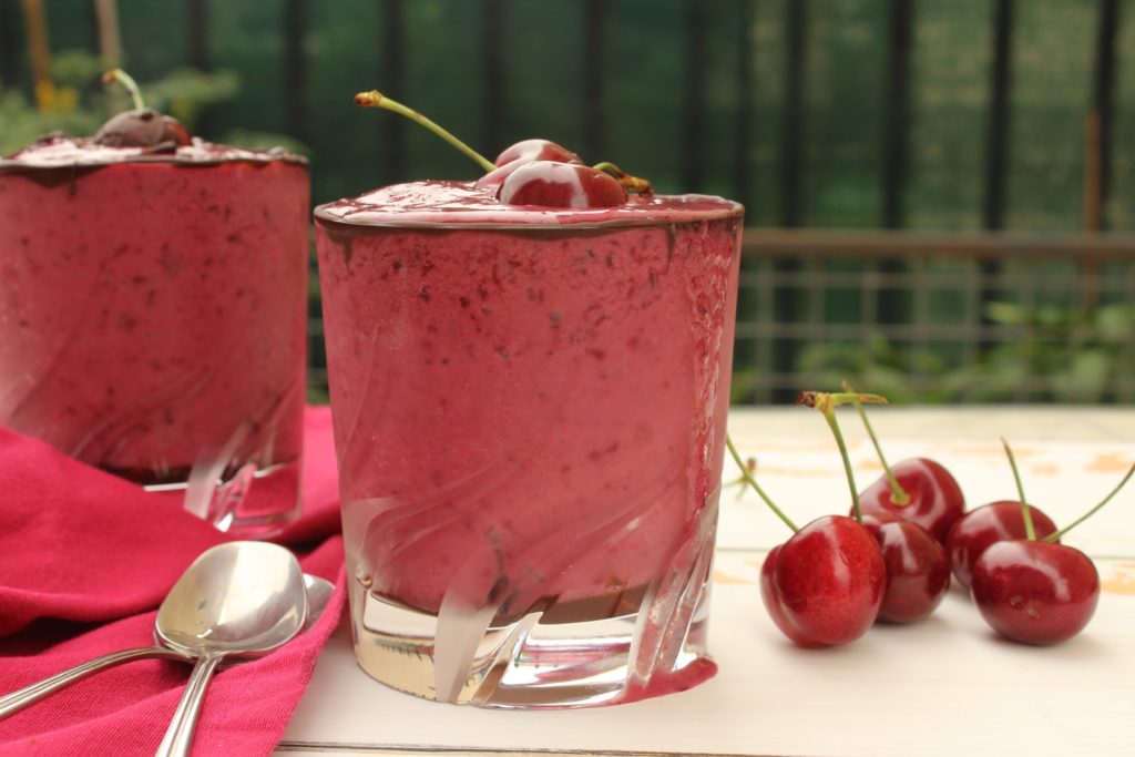 frappè alle ciliegie con latte d'avena