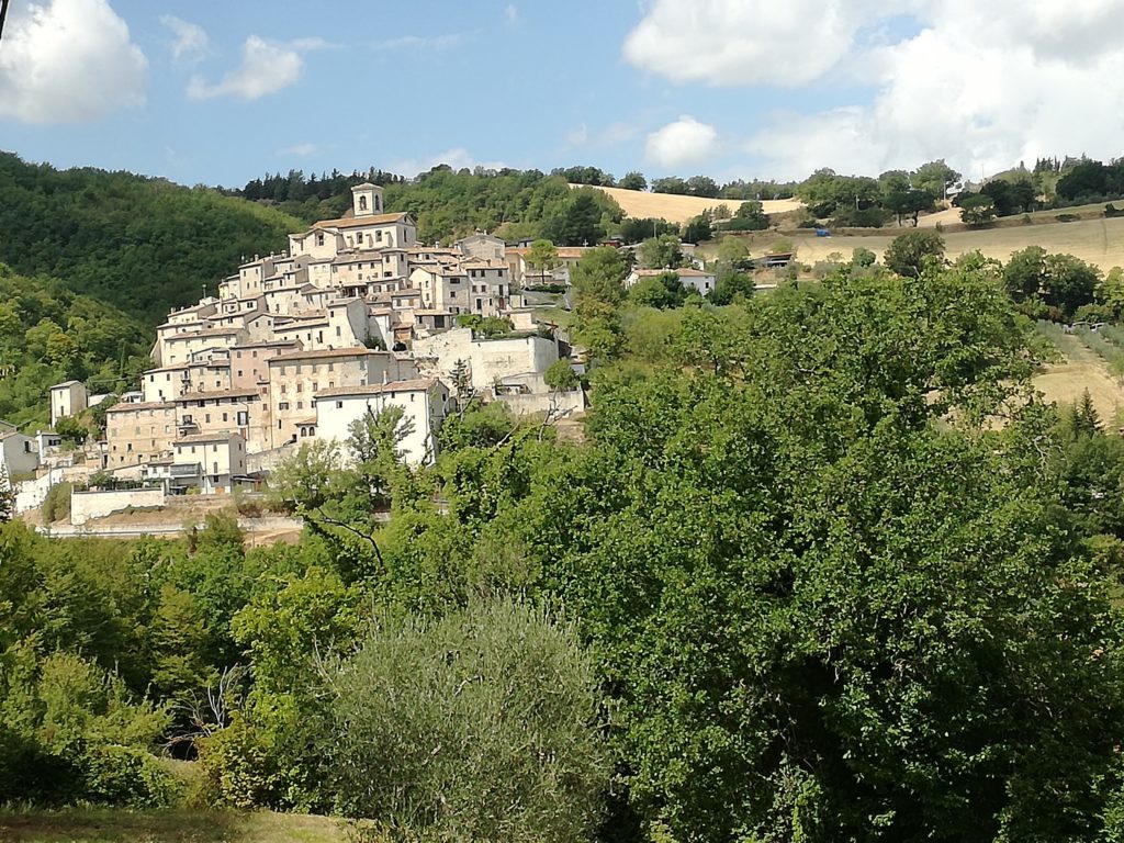 borgo dei castelli di arcevia