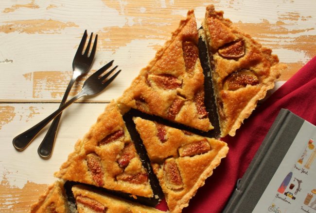 crostata frangipane con fichi e mandorle