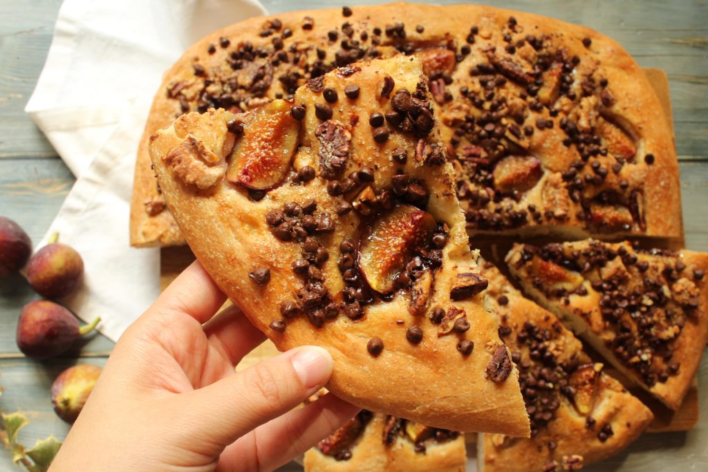 focaccia con fichi e cioccolato