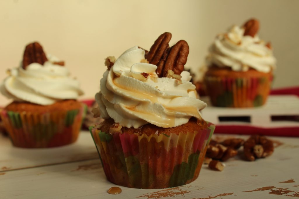 cupcake con noci pecan e sciroppo d'acero