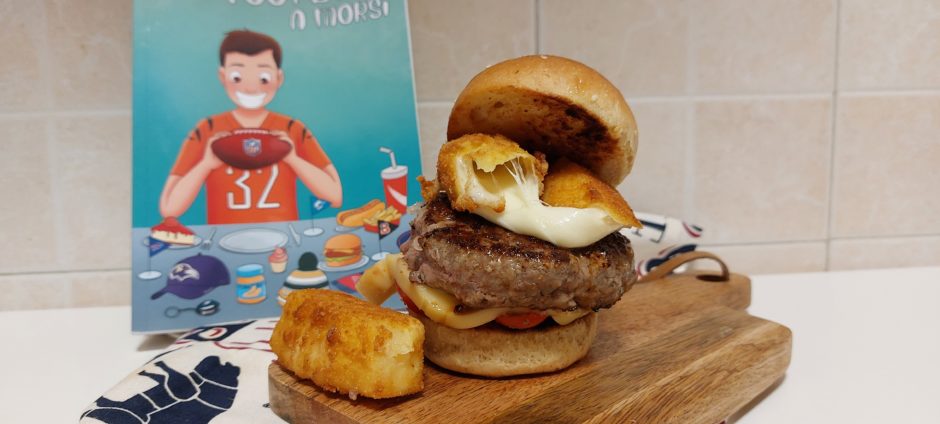 hamburger con stick di mozzarella